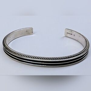 Navajo Yazzie Johnson 7.5mm Sterling Silver  Railroad Cuff Bracelet 15.6g